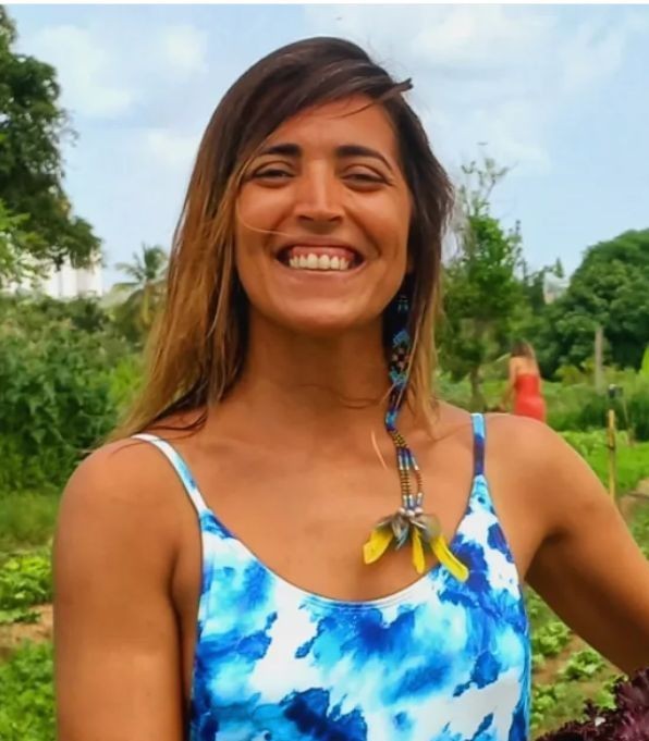 Amanda Cruz Amanda Cruz